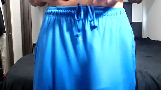 ThickD2C live sex cam