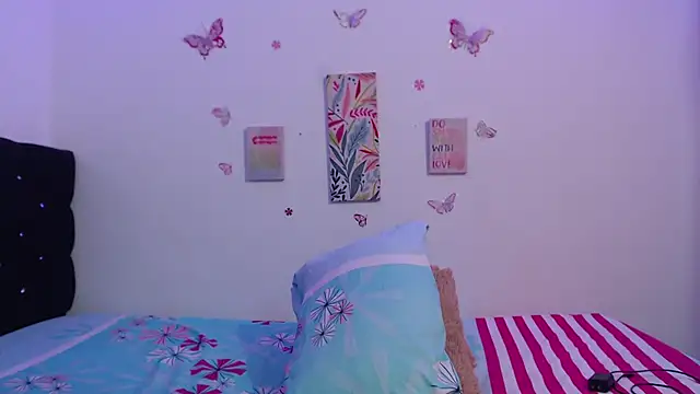 AishaOwens's cam snapshot