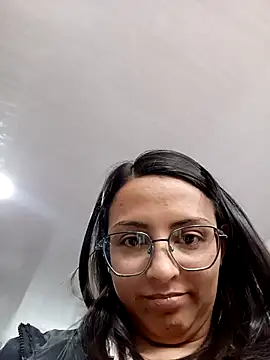 bri_ali's cam snapshot