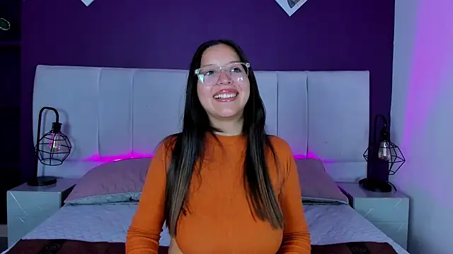 baby_blondie's cam snapshot