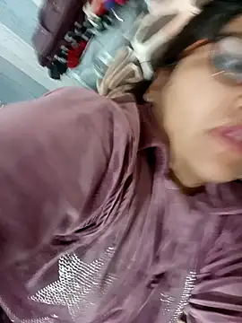 urvashi01224's cam snapshot