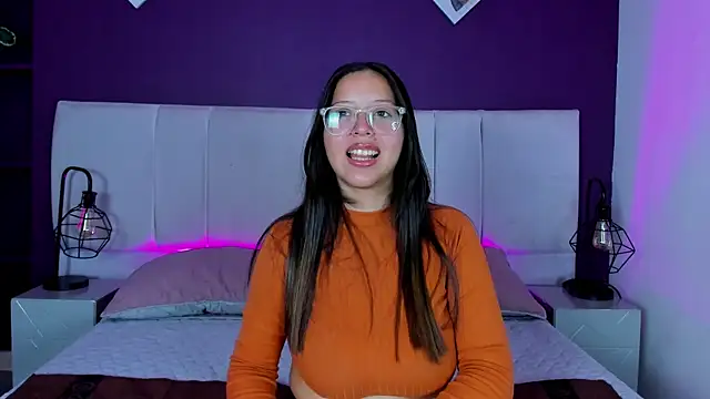 baby_blondie's cam snapshot