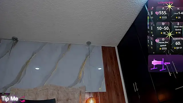 mia_18v's cam snapshot