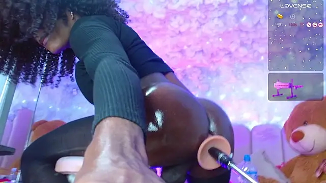 puca_ebony live sex cam