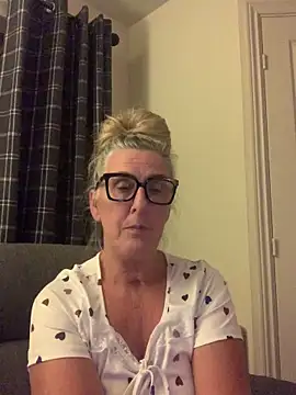 Mrsmoggy's cam snapshot