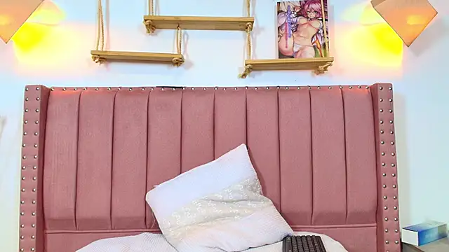 lucia_sweeet live sex cam