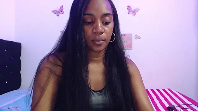 AishaOwens's cam snapshot