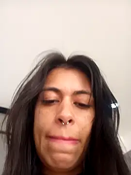 kristal256's cam snapshot