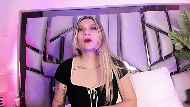 zoe__harper's cam snapshot