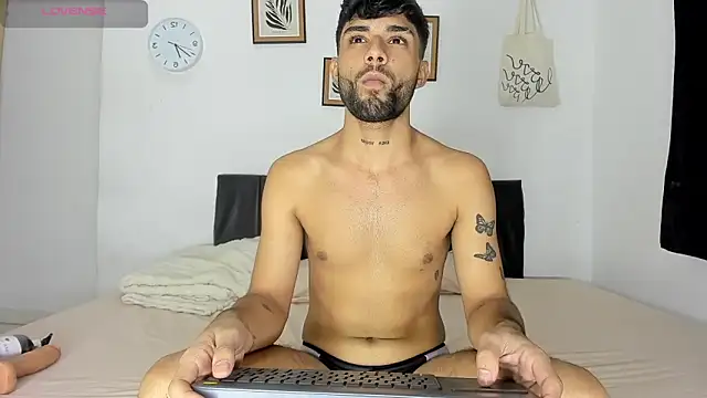 Alex_BigDickkk's cam snapshot