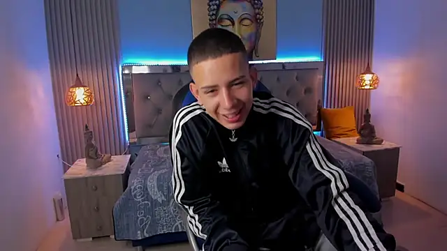 JackSwan18's cam snapshot