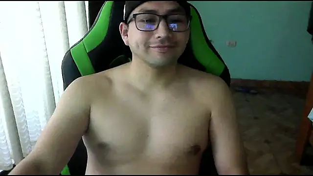 Allen_ibe's cam snapshot