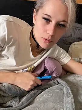 TheRealJessyLey's cam snapshot