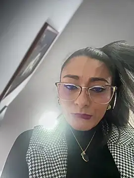 _Bella-Office1 live sex cam