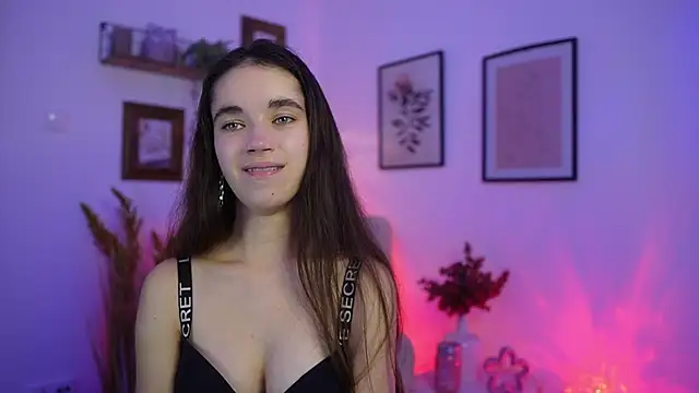 Gia_Paige18's cam snapshot