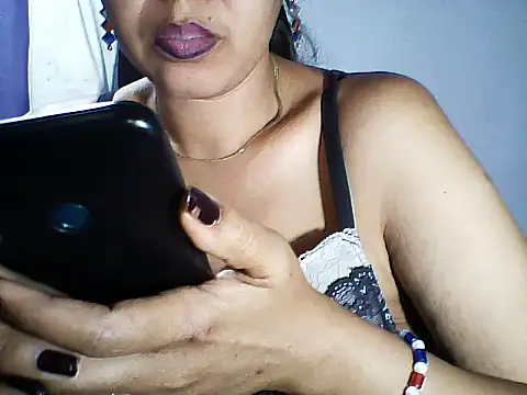 layanah12 live sex cam