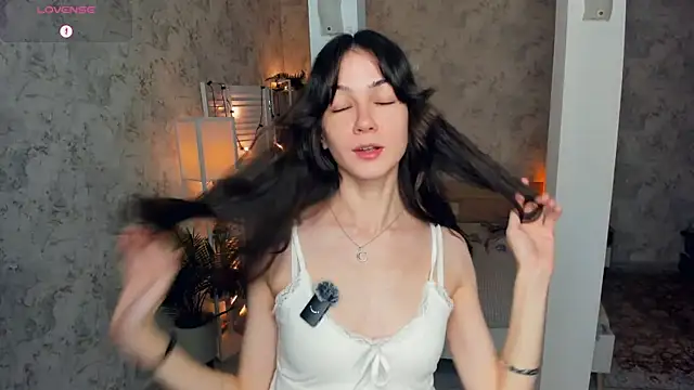 ReneeLippeatt's cam snapshot