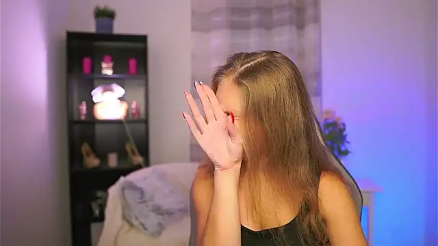 emmie_murray's cam snapshot