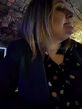 lady_charlyne live sex cam