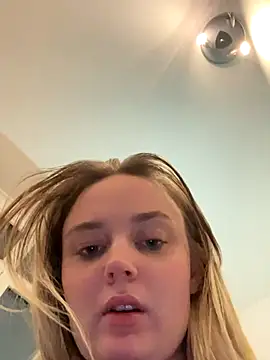 CherryEmmy's cam snapshot