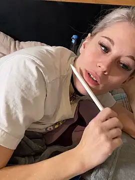 TheRealJessyLey's cam snapshot