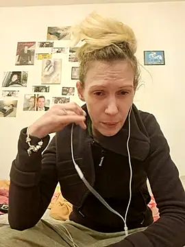 Polonski88_Official's cam snapshot