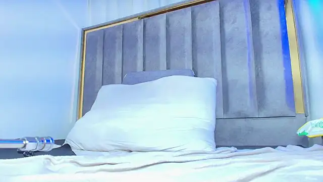 Naia_x's cam snapshot