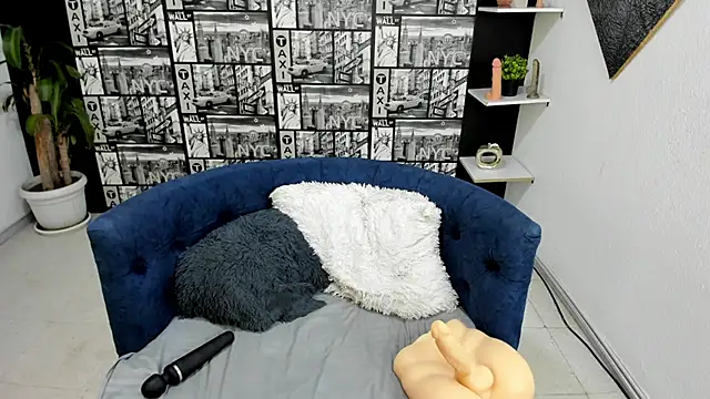 ChloeTurner_'s cam snapshot