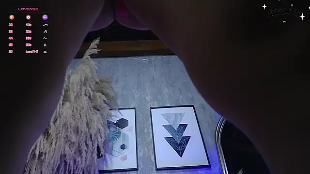 adara_le live sex cam