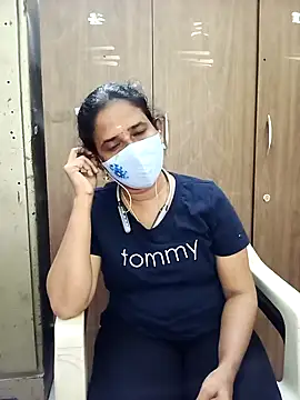 tamil_Boomika's cam snapshot