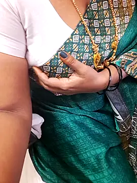 Tamil_Ammani's cam snapshot