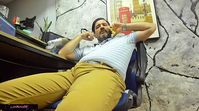 Maxi_thebig_daddy's cam snapshot