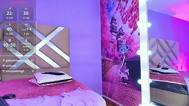 little_ellie_1's cam snapshot