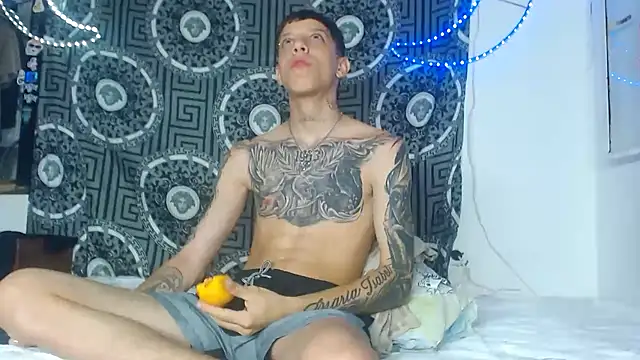 Adam_hard_'s cam snapshot