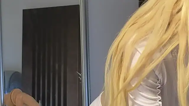 JuliaJuliette's cam snapshot