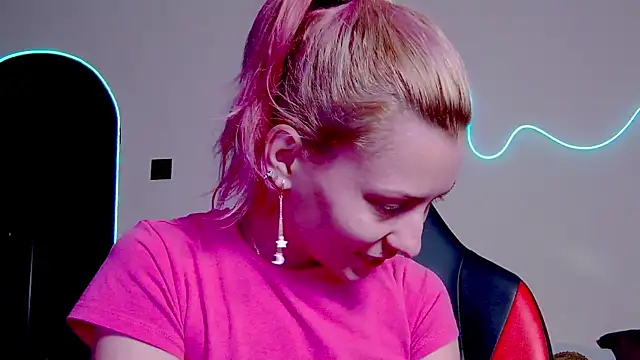 karo123421's cam snapshot