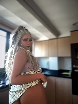 seraphine23 live sex cam