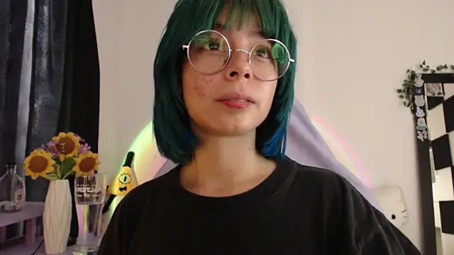 YUKII-UWU's cam snapshot