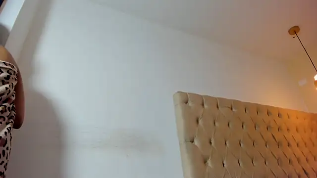 Dakota_x18's cam snapshot