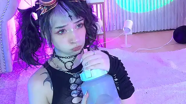 zephirahabney's cam snapshot