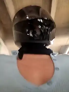 Scarlet_Aura's cam snapshot