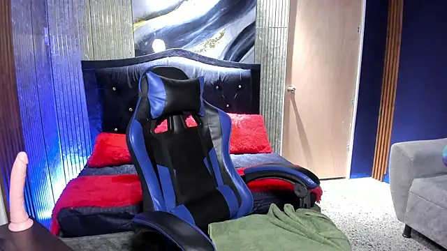 cristal_nn1's cam snapshot