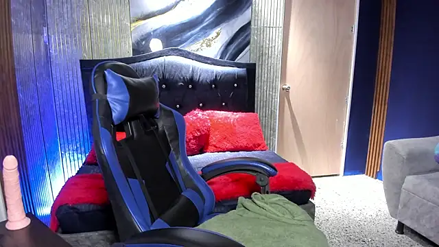 cristal_nn1's cam snapshot