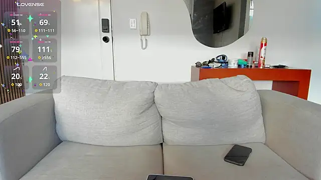 Tenderly_Couple's cam snapshot