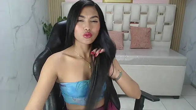 lissandra_s's cam snapshot