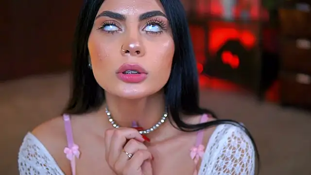 RavennaDArcy's cam snapshot