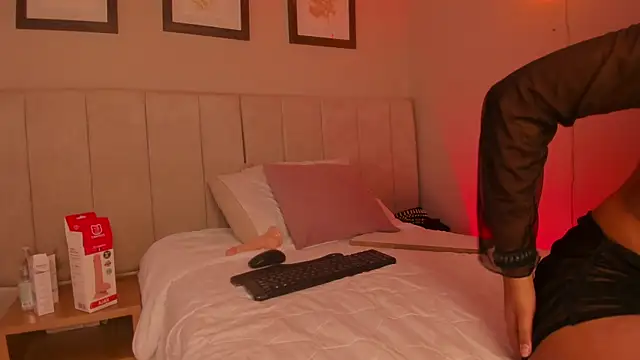 electra_a's cam snapshot