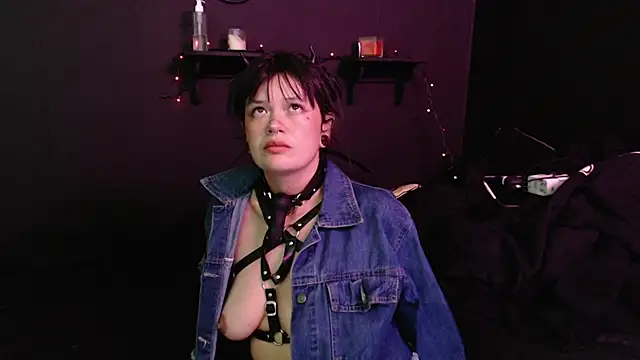 rousstattoo's cam snapshot