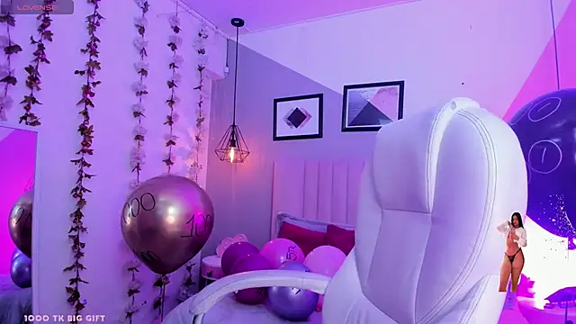 Bella_walker_'s cam snapshot