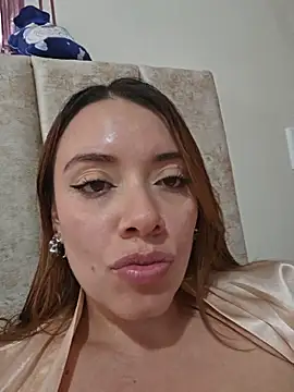 valery_mora's cam snapshot